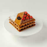 Chocolate and Framboise Mille-feuille 朱古力紅莓拿破崙