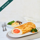 Baked Atlantic Salmon Coulibiac, Chive Cream Sauce (1.8 - 2kg) + 4 Side Dishes (For 4 - 6 Persons) 經典千層酥皮威靈頓三文魚柳 佐香草奶油醬 (1.8–2公斤) 伴四款配菜 (供四至六人享用)